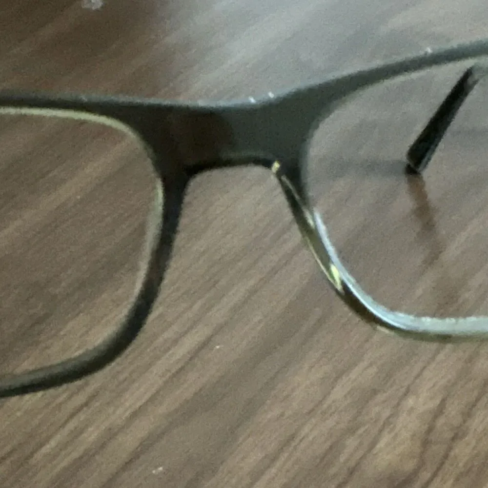 Joseph Abboud JAA107 Olive Crystal  Eyeglass Frame size 53-17-140 used w/case